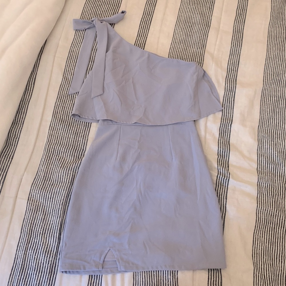 Superdown one shoulder gray/blue mini dress